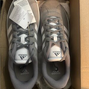 Adidas Boys Sneakers in Gray and White